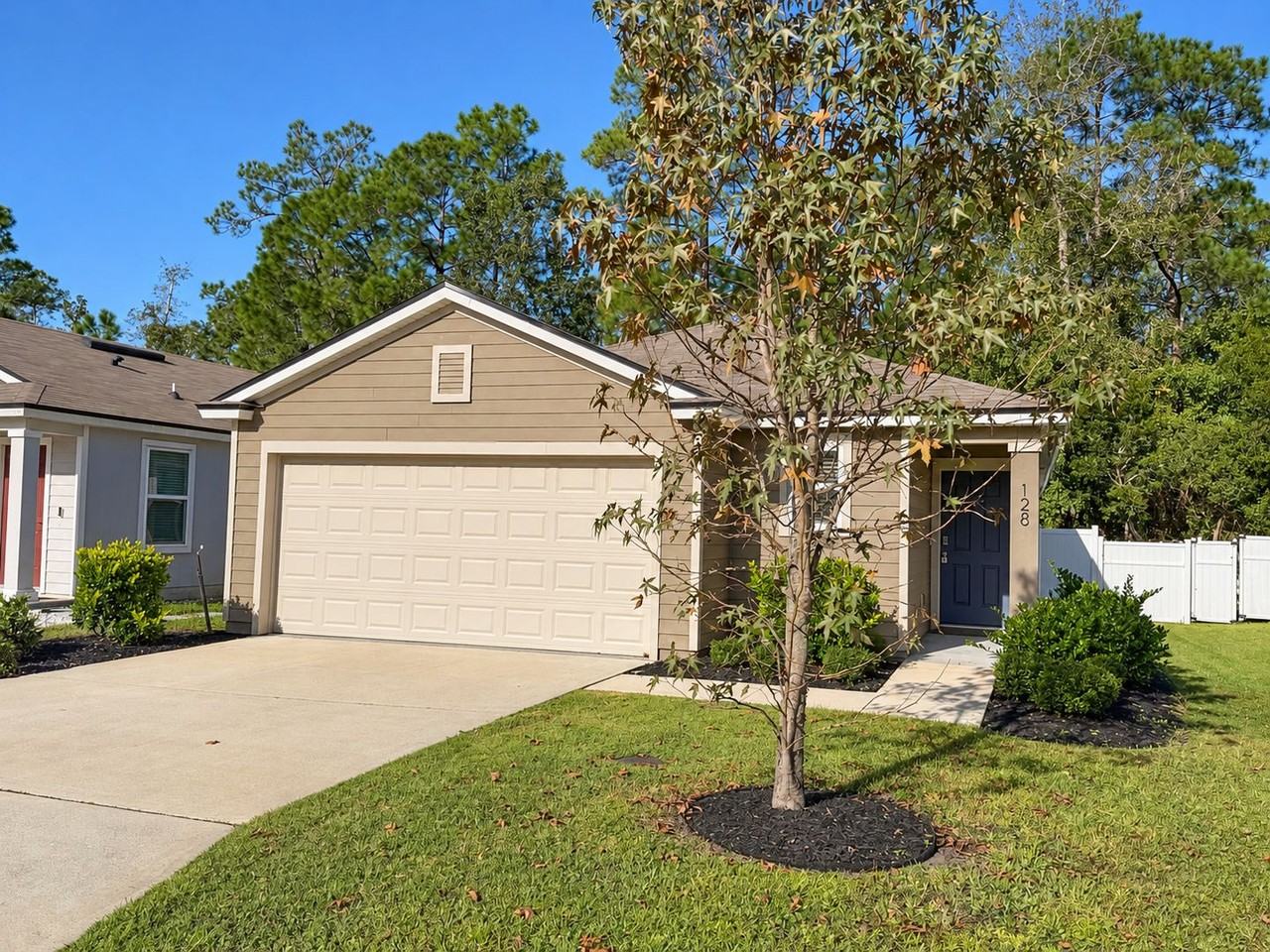 128 Ashwood Cir - Photo 3 of 35