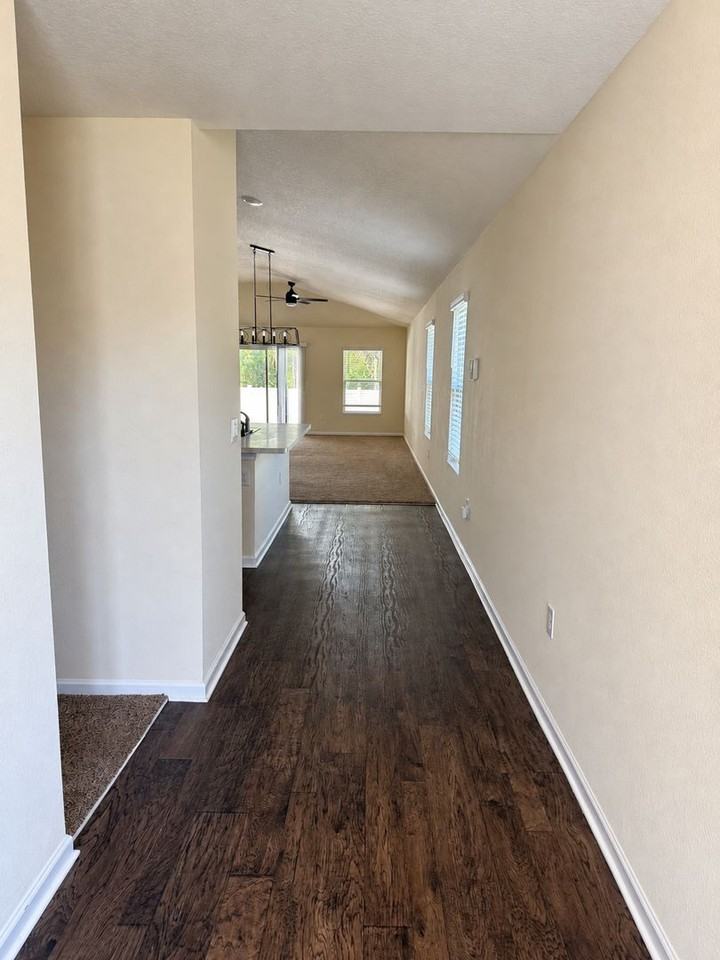 128 Ashwood Cir - Photo 6 of 35
