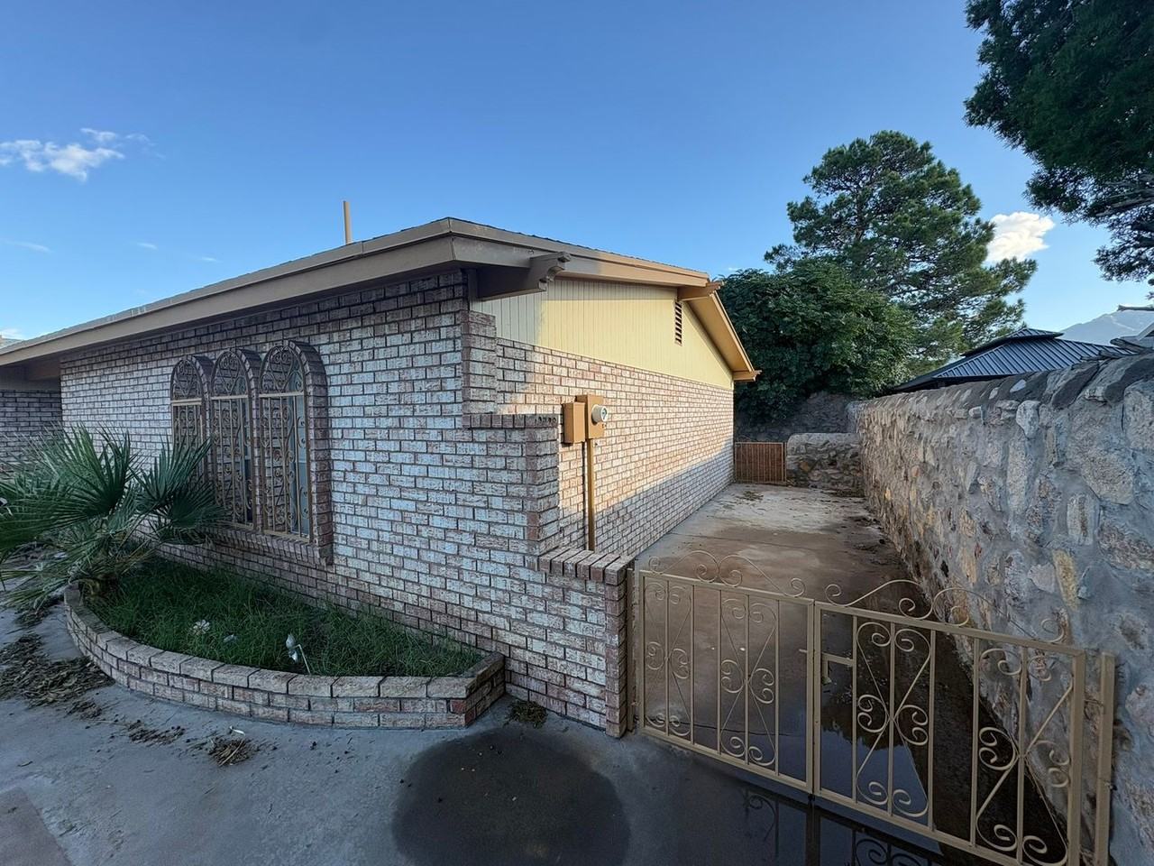 304 La Sombra Way - Photo 4 of 38