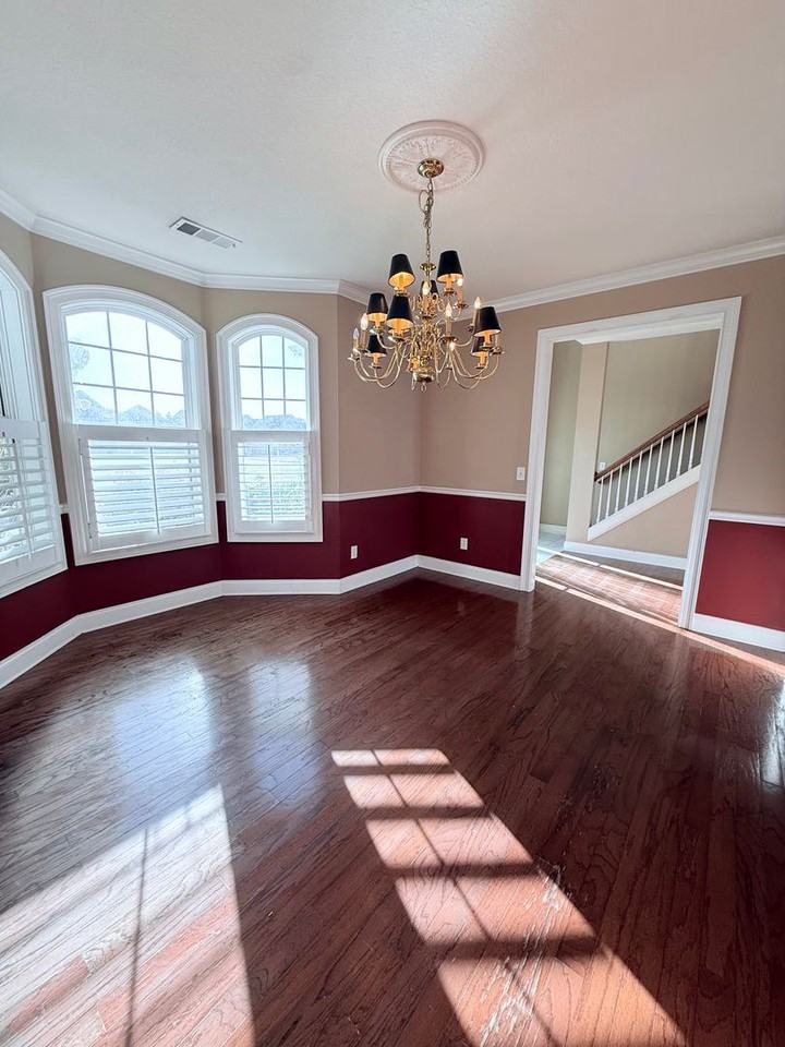 24 Courtyard Ln - Photo 4 of 19