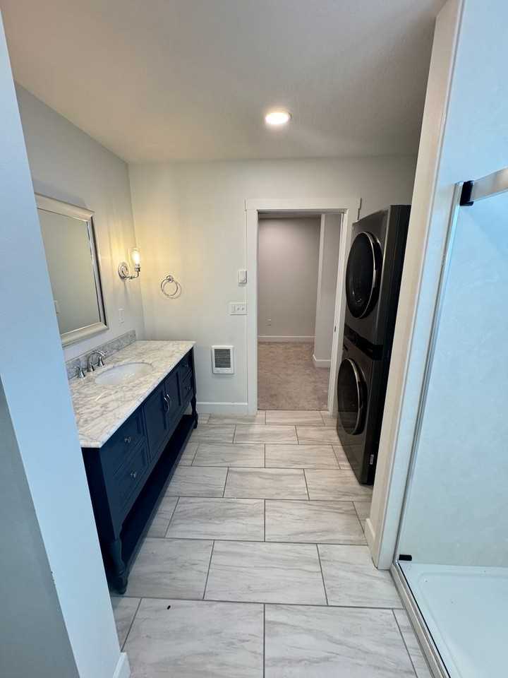 50 S 17th St - Photo 6 of 10