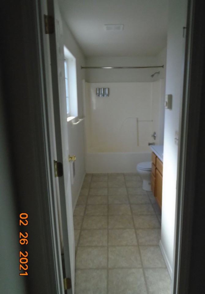 1266 Kees St - Photo 6 of 12