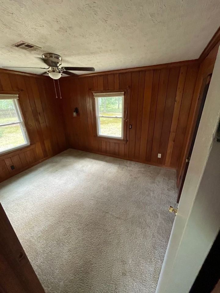 4325 Zorn Ln - Photo 3 of 8
