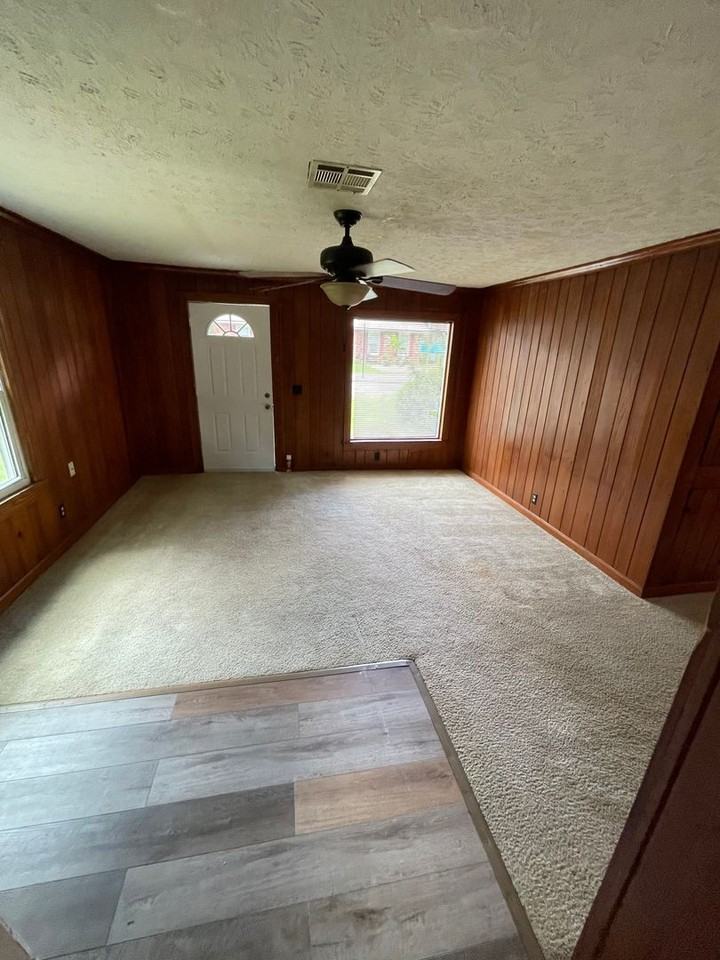 4325 Zorn Ln - Photo 4 of 8