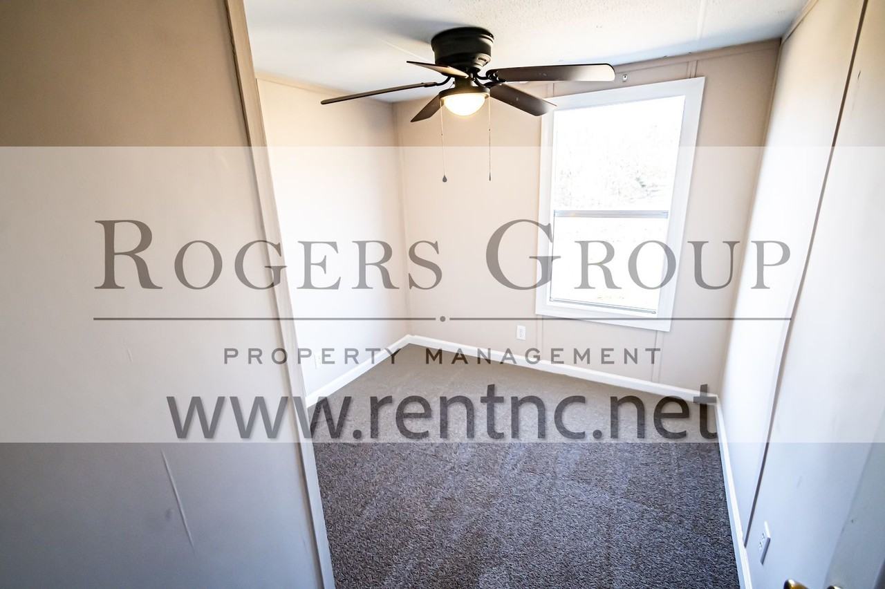 130 Woodway Dr - Photo 6 of 9