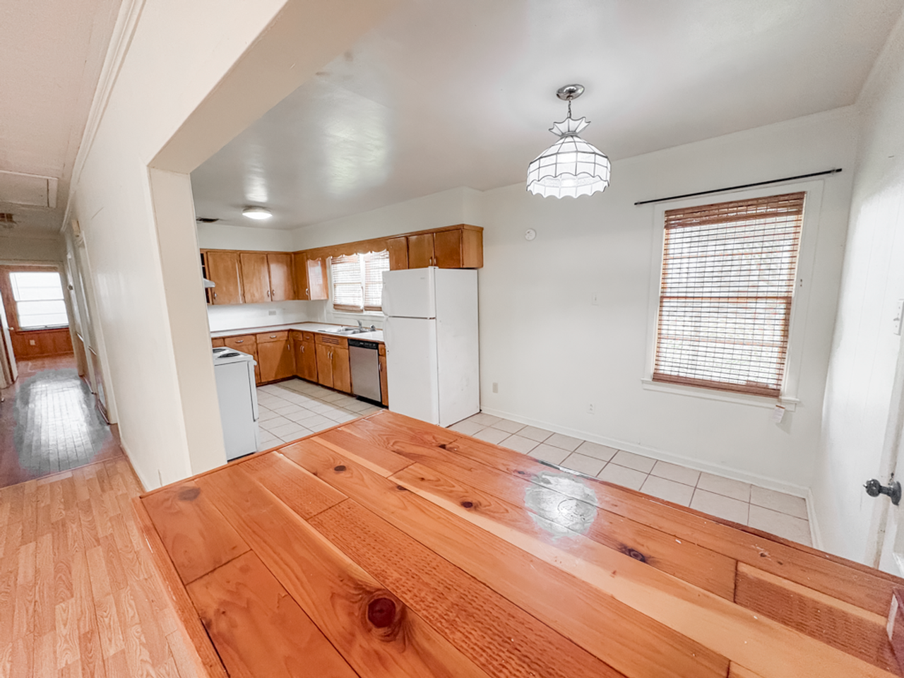 205 Lana Dr - Photo 4 of 18