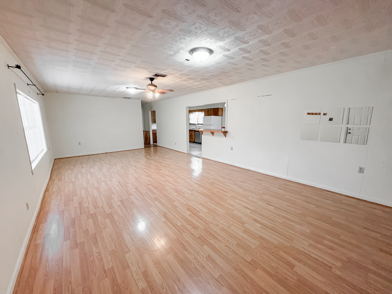 205 Lana Dr - Photo 6 of 18