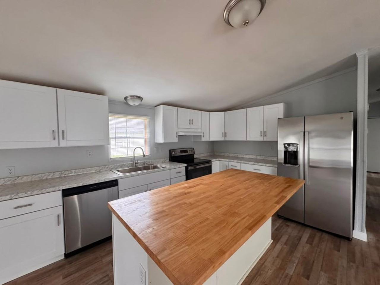 1300 Bob Smith Rd - Photo 3 of 14