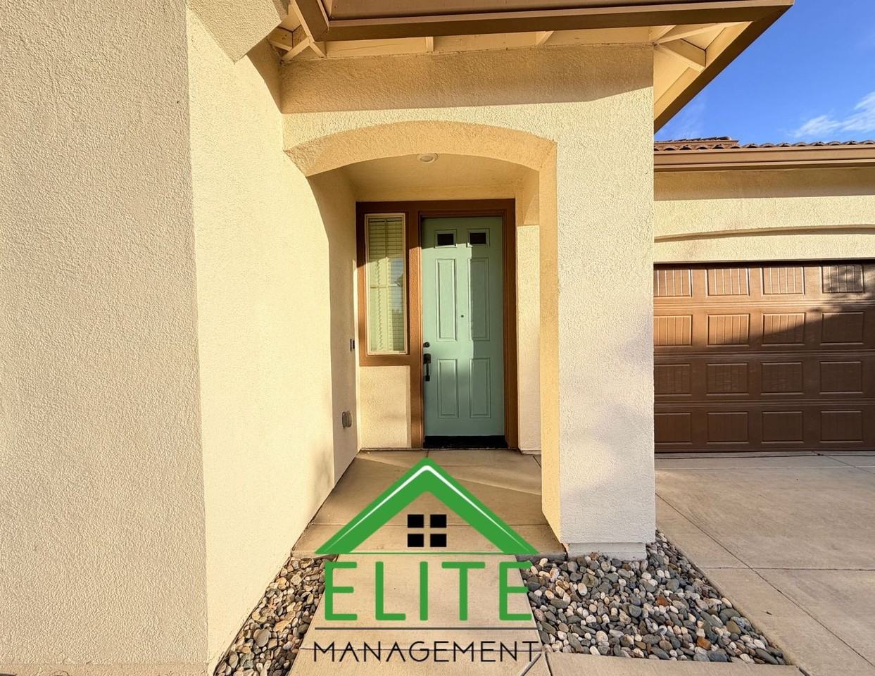 9661 Tangelo Cir - Photo 3 of 20