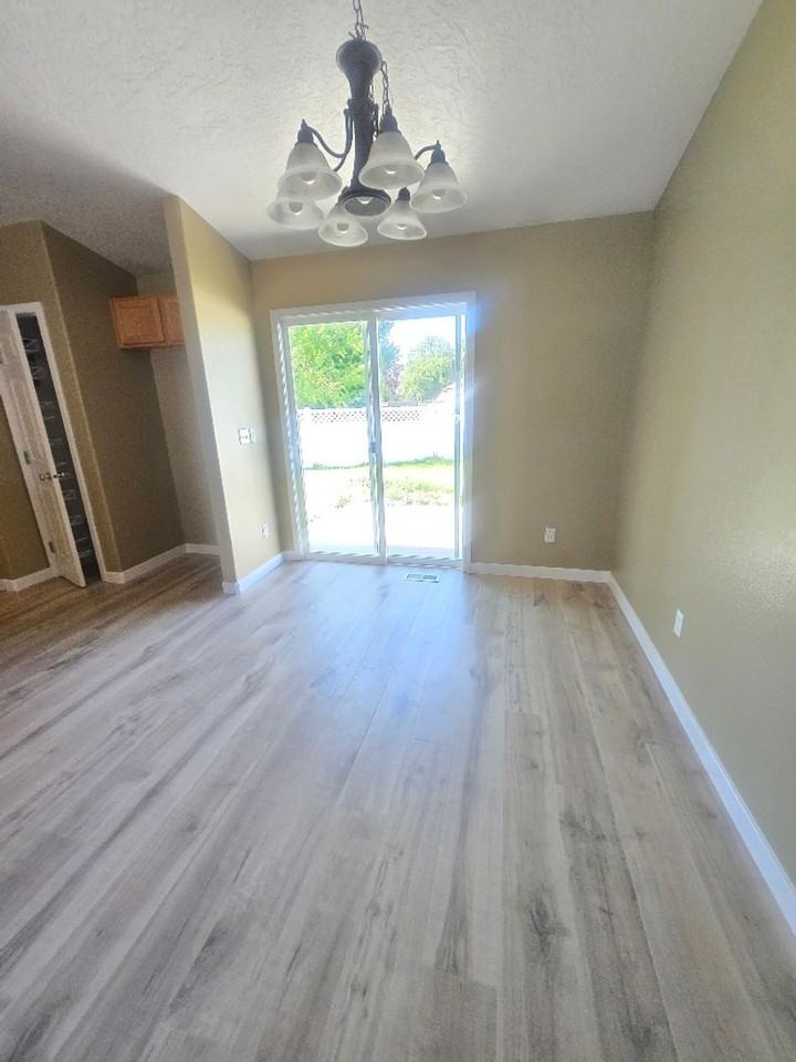 1001 W Verbena Dr - Photo 3 of 10