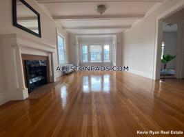 featured image of 15 Boulevard Ter