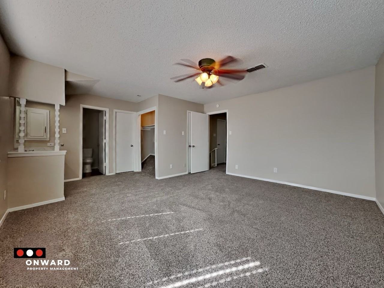 Del Estrado Townhomes - Photo 4 of 50