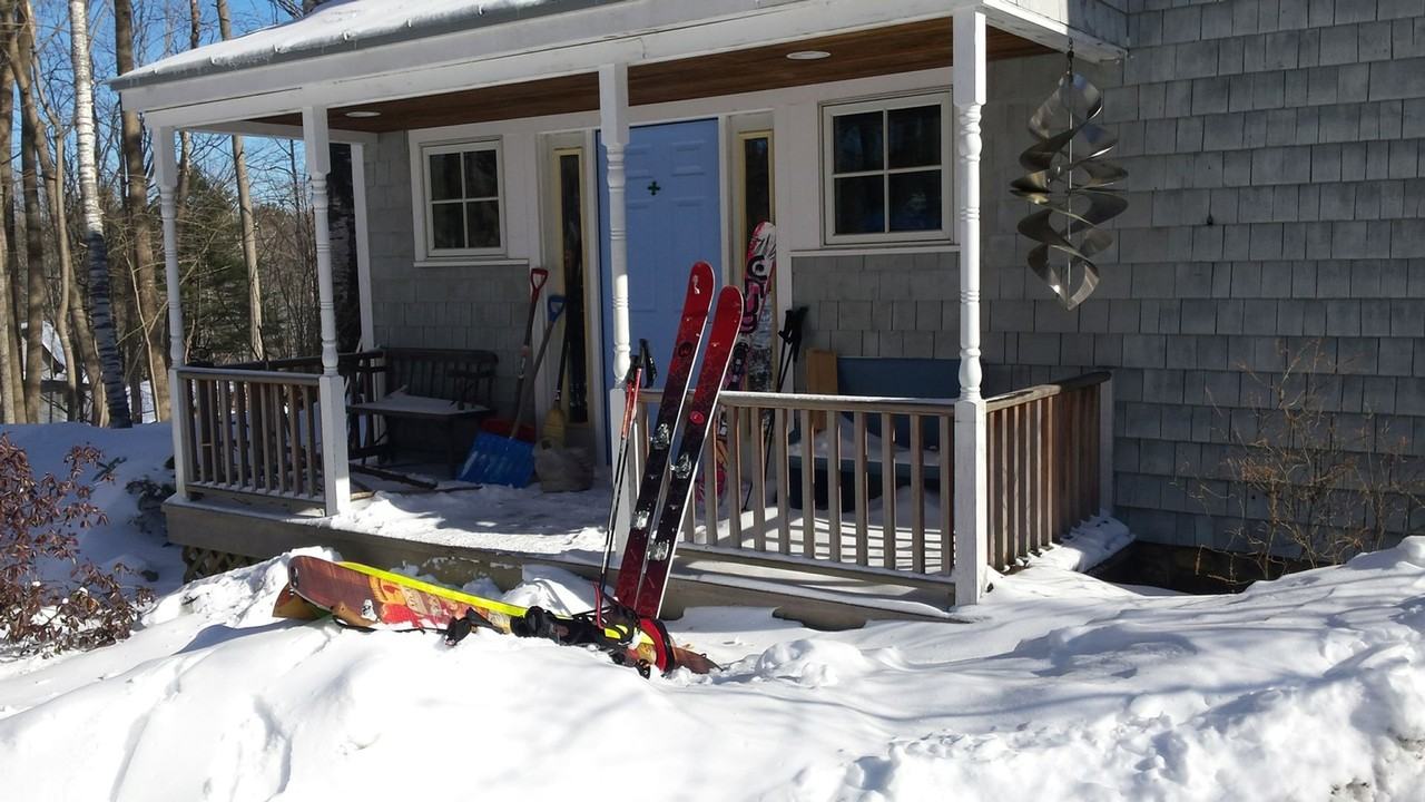 7 Simmons Rd - Photo 2 of 19