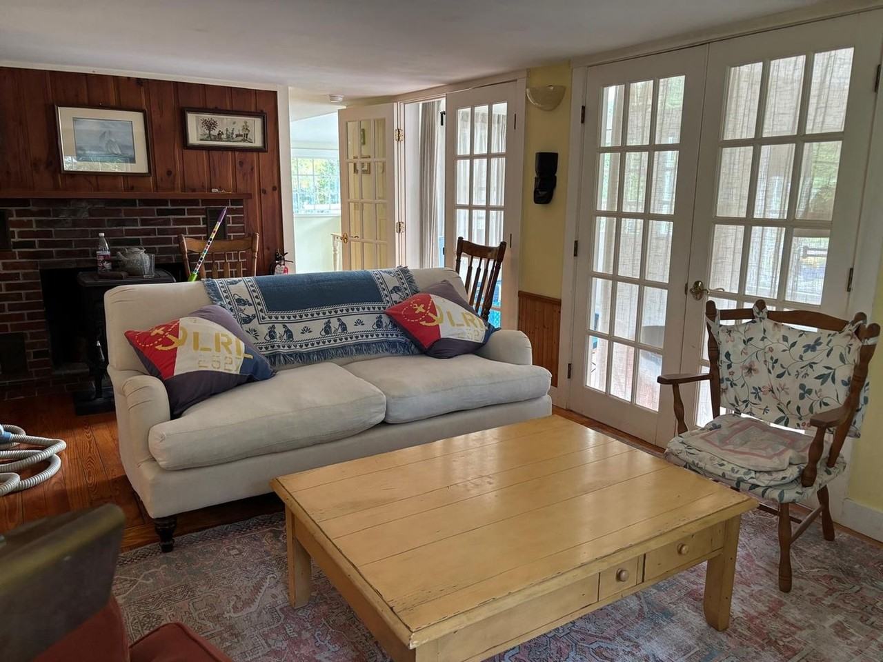 7 Simmons Rd - Photo 5 of 19