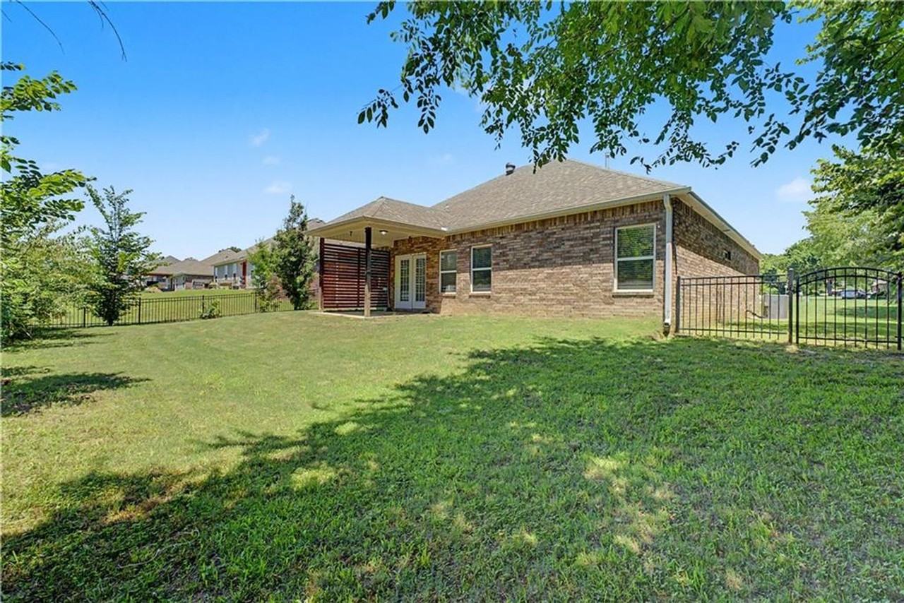 12237 Richardson Rd - Photo 2 of 20