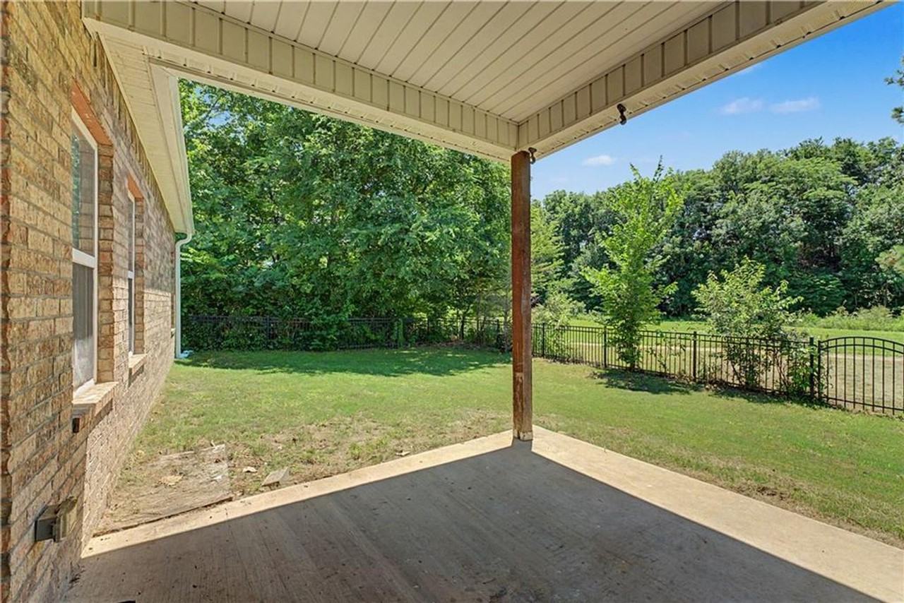 12237 Richardson Rd - Photo 4 of 20