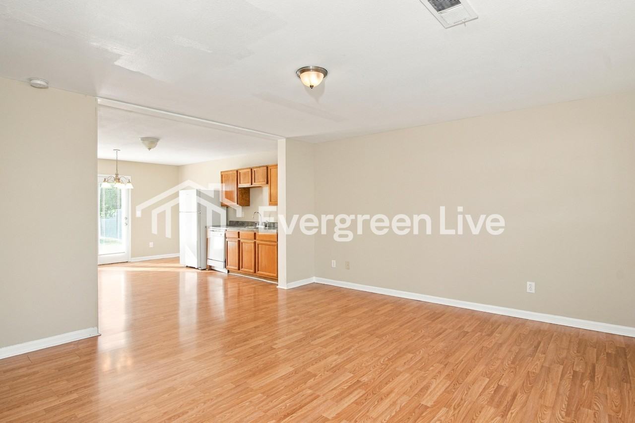 138 Belle Haven Dr - Photo 4 of 15