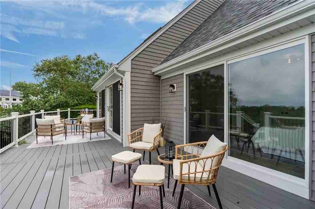 32 J H Dwyer Dr - Photo 7 of 35