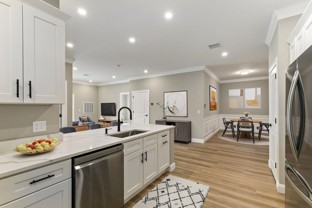 10100 S Willow St ##312 - Photo 1 of 1