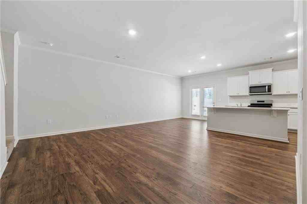 3100 Greyton Dr - Photo 2 of 9