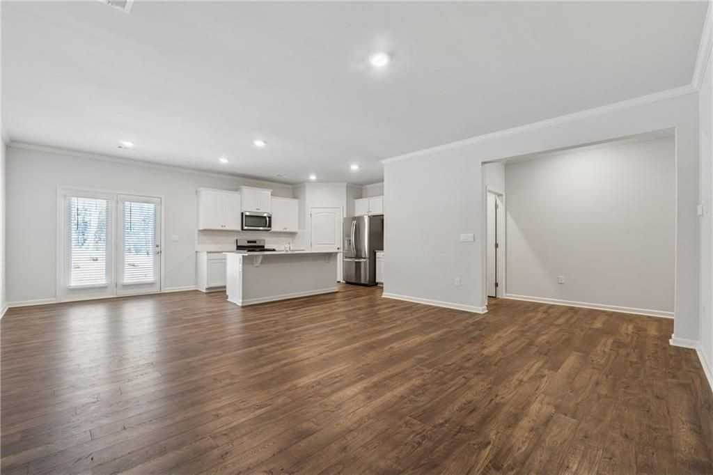 3100 Greyton Dr - Photo 3 of 9