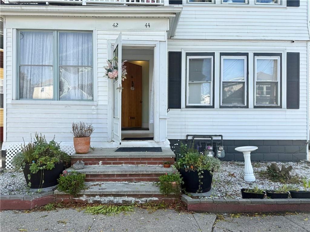 44 Georgia Ave - Photo 3 of 30