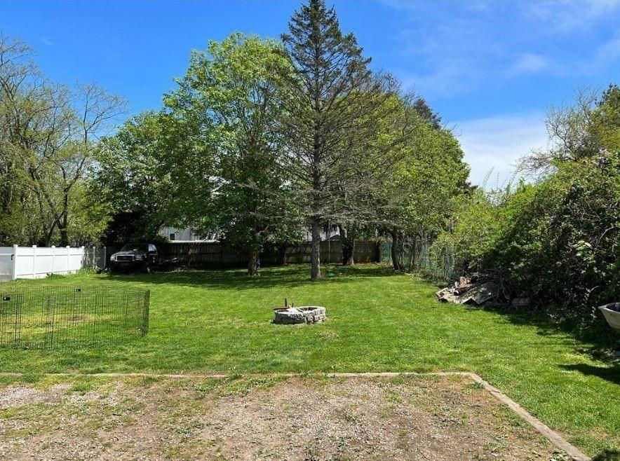 11 Pond St ##1 - Photo 3 of 16