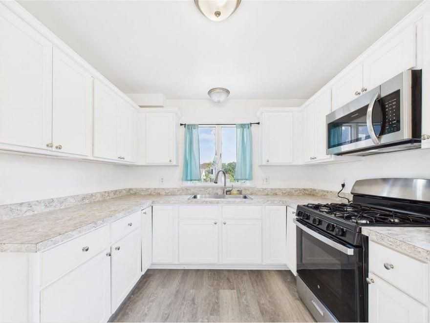 11 Pond St ##1 - Photo 5 of 16