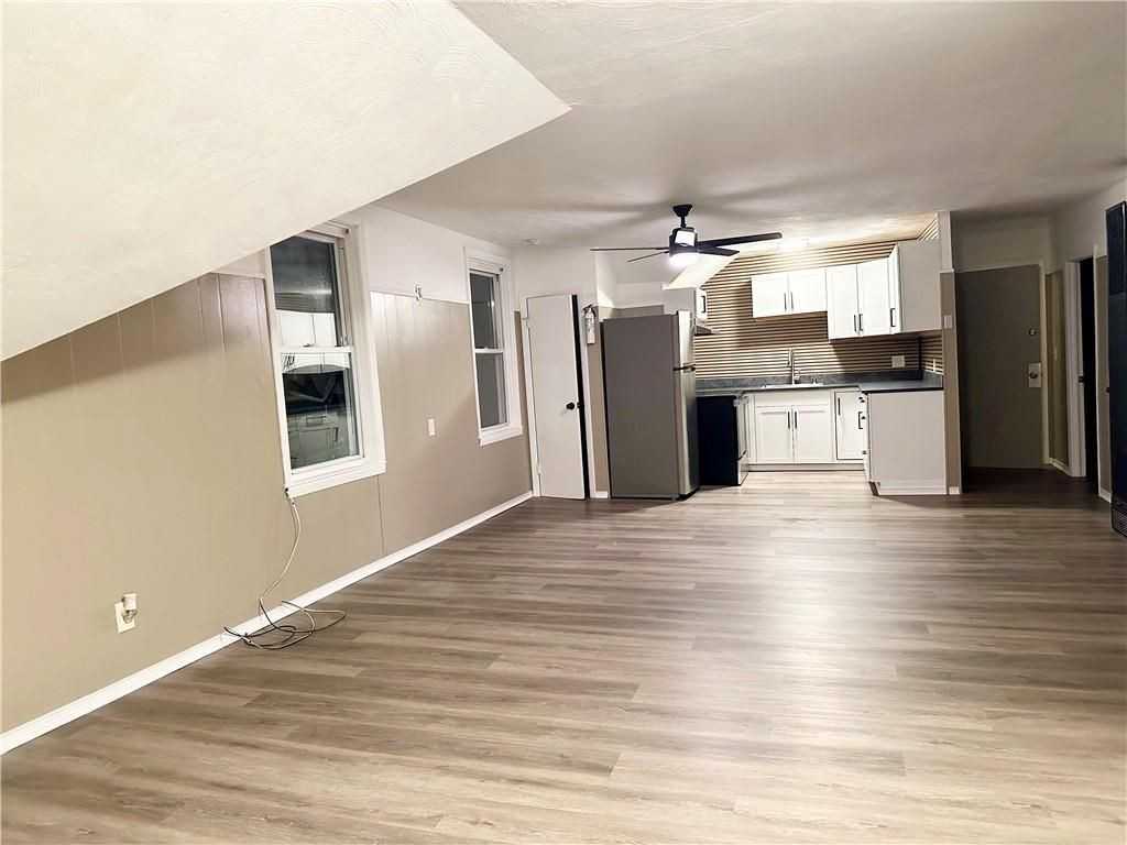 806 Main St - Photo 7 of 29
