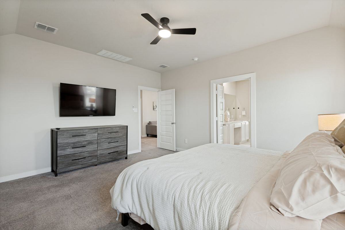 2808 Spring Side Dr - Photo 5 of 18