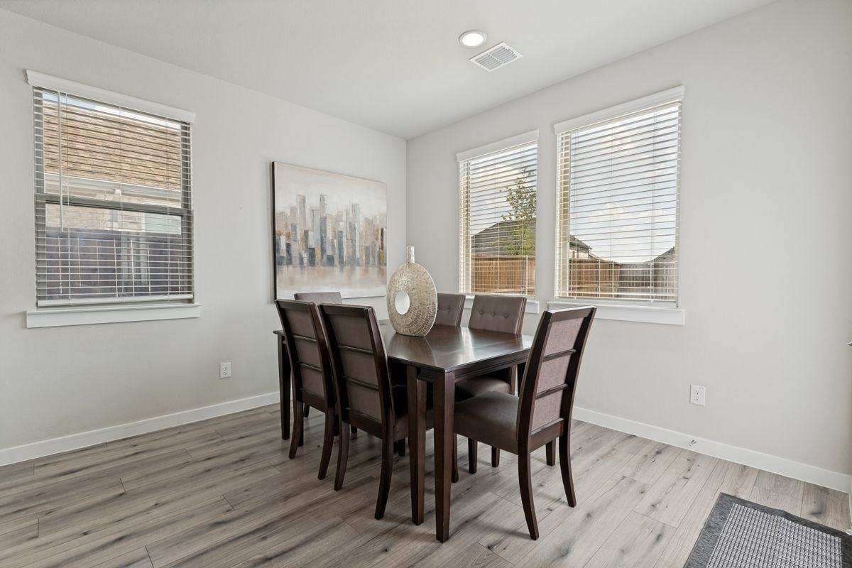 2808 Spring Side Dr - Photo 7 of 18