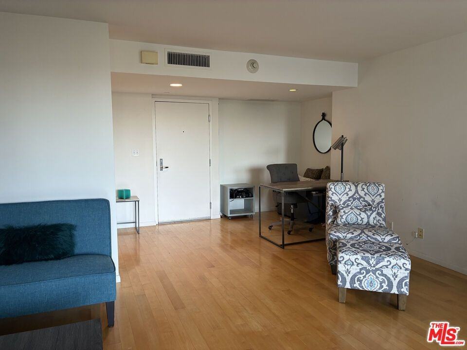201 Ocean Ave - Photo 3 of 14