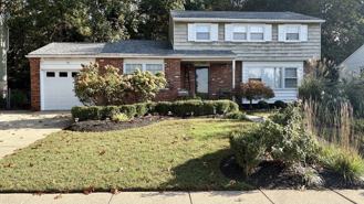 57 Bells Lake Dr - Photo 1 of 1