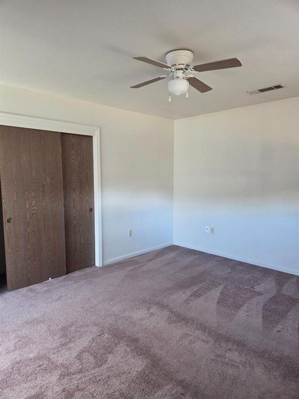 223 Woodland Ave - Photo 5 of 11