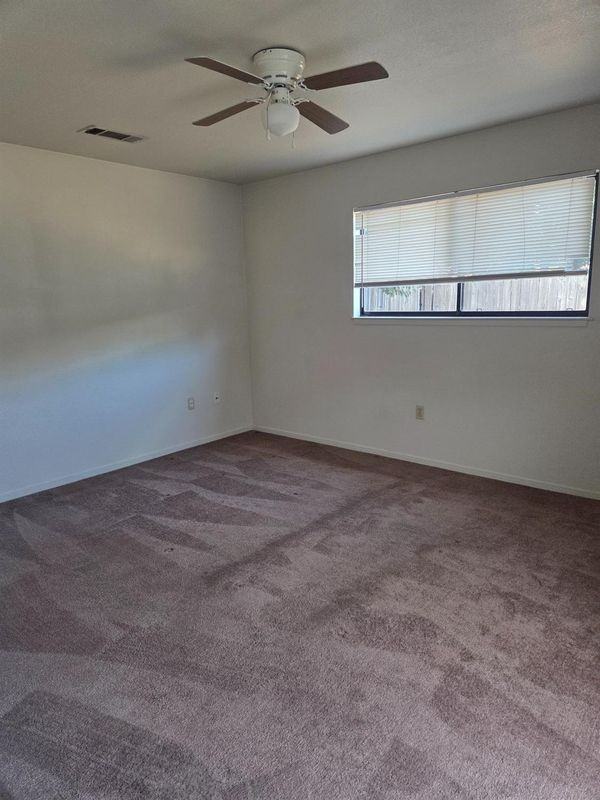 223 Woodland Ave - Photo 7 of 11