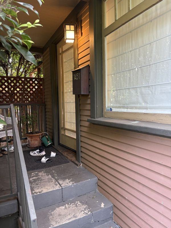 1451 Mohawk St - Photo 2 of 25