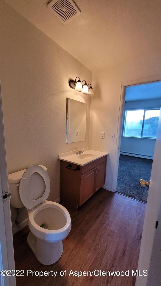 2812 Rail Ave - Photo 6 of 9