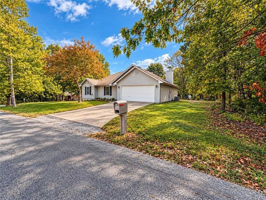 1 Mills Ln - Photo 2 of 23
