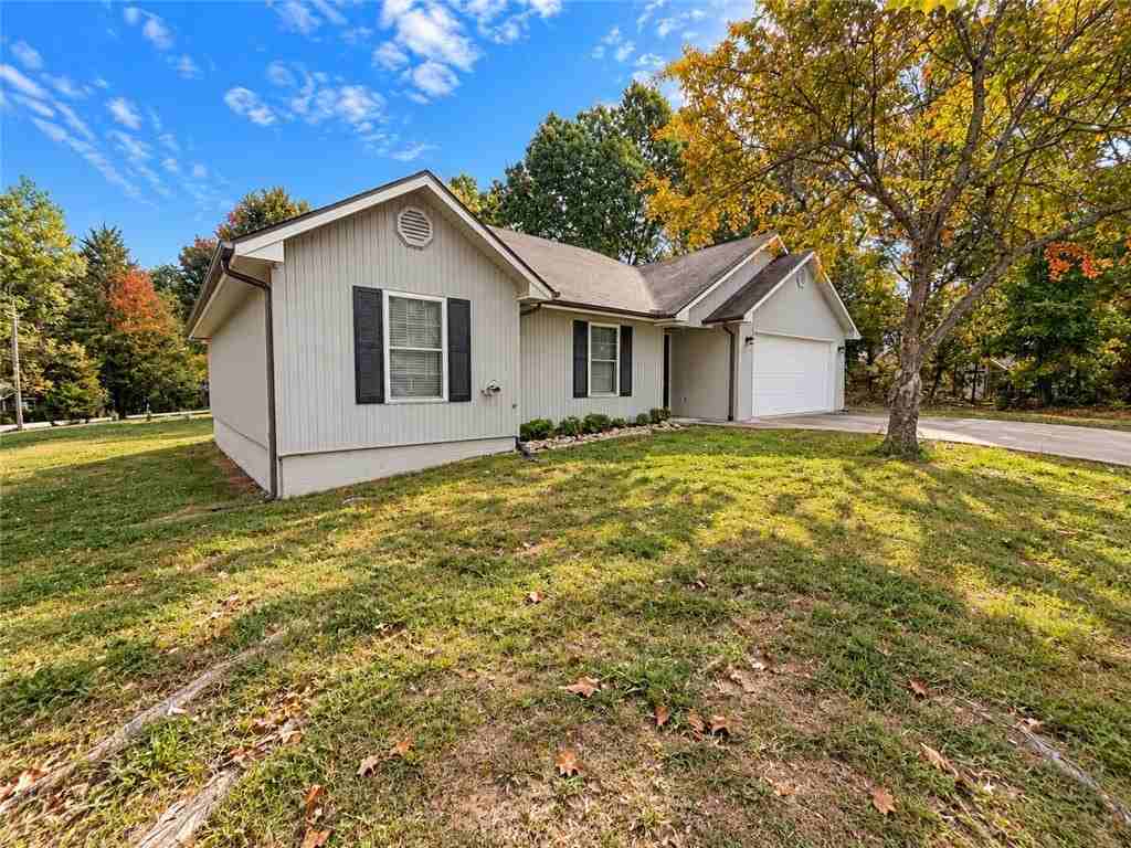 1 Mills Ln - Photo 3 of 23