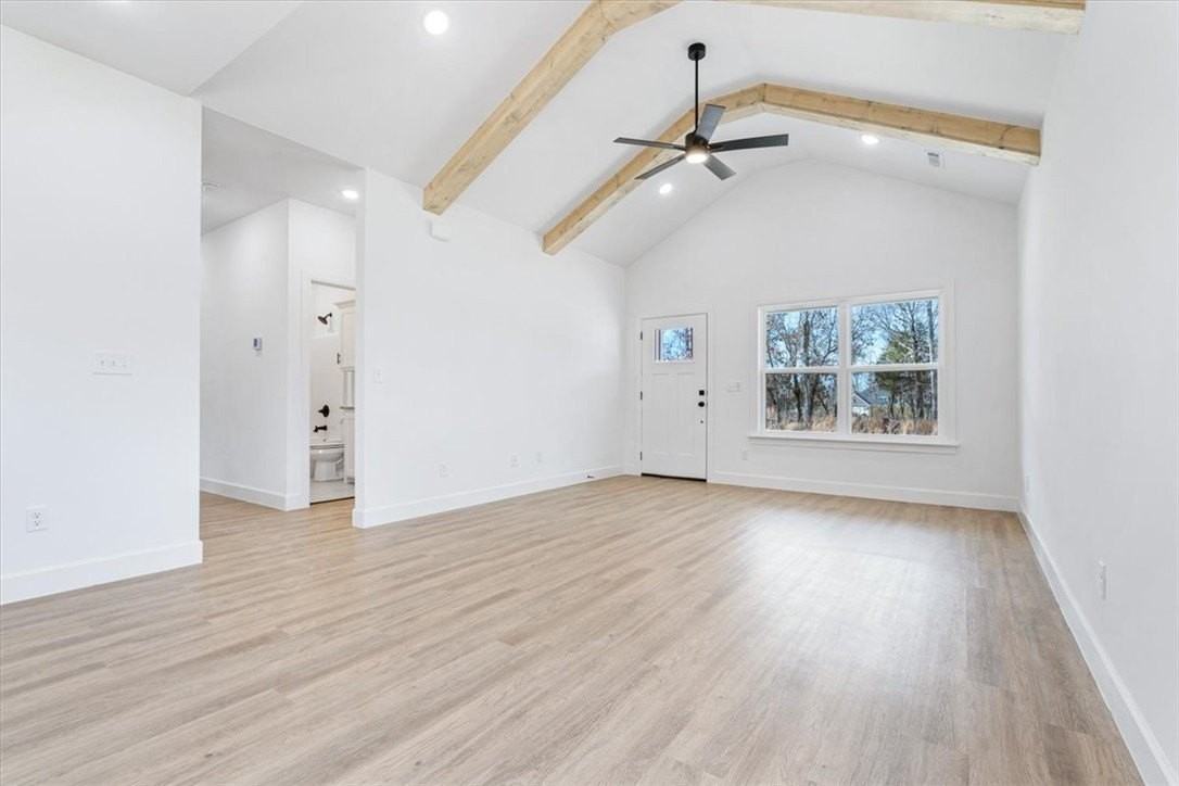 29 Islay Dr - Photo 3 of 21