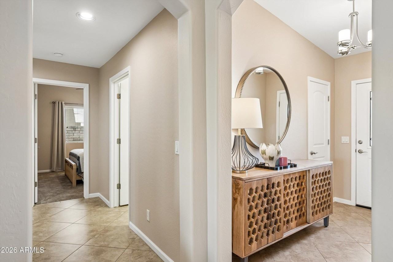 5672 E Hermosa Vista Dr - Photo 4 of 30