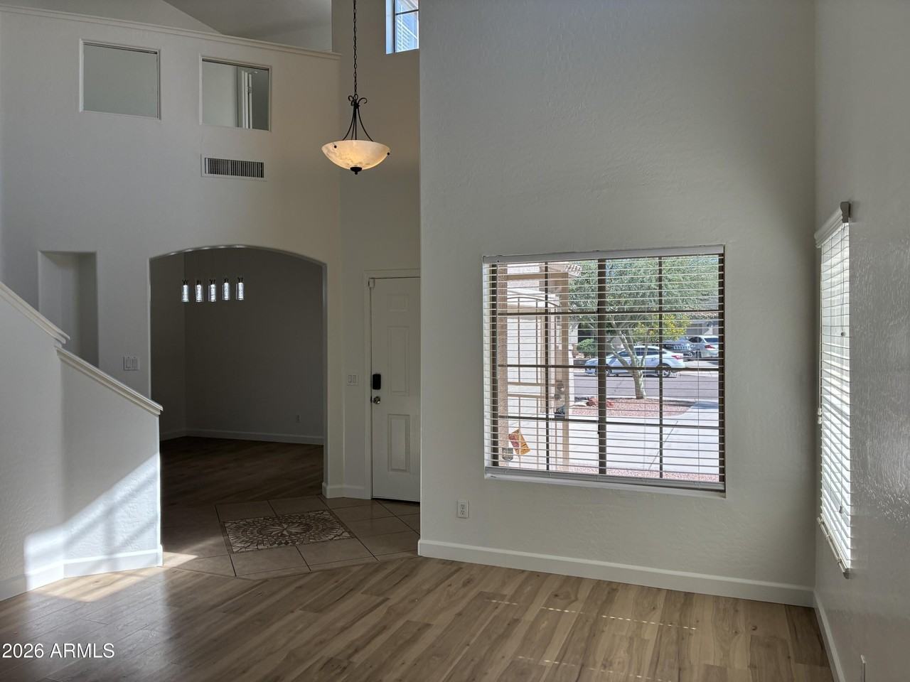 16530 N 149th Ct - Photo 6 of 43