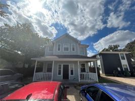 featured image of 4404 Aspen St