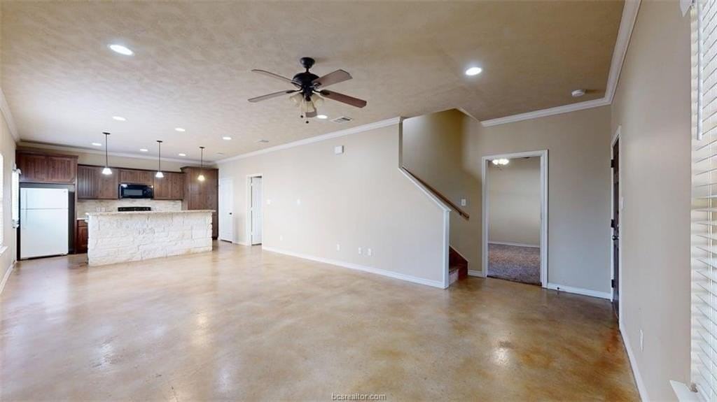 3418 Cullen Trl - Photo 3 of 28