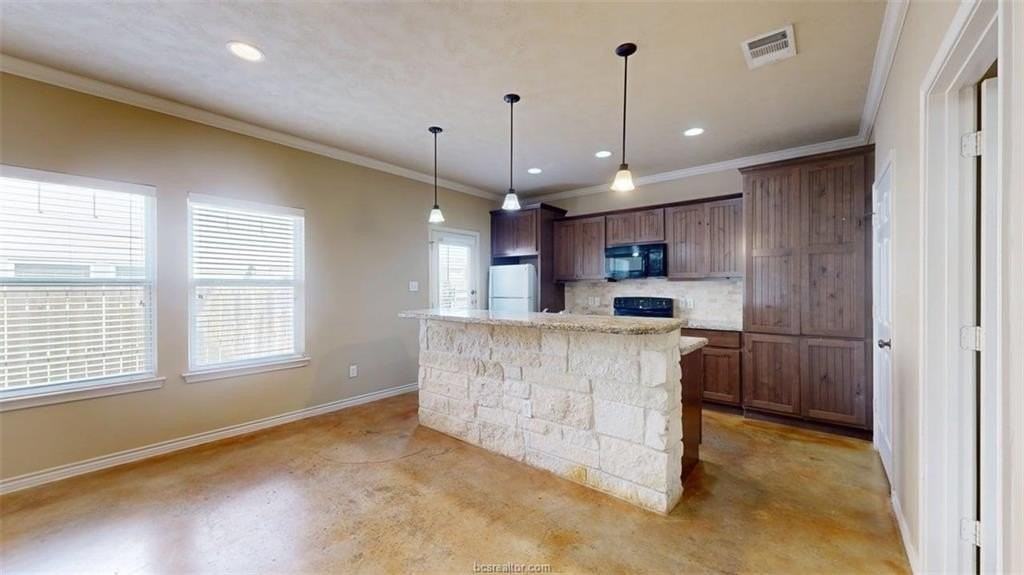 3418 Cullen Trl - Photo 5 of 28