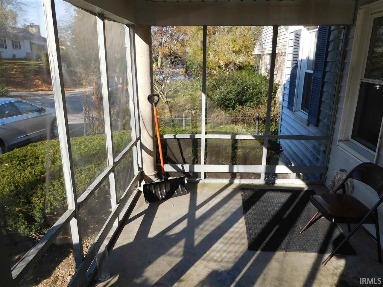 517 S Swain Ave - Photo 2 of 22