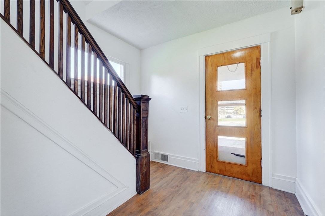 41 Crittenden Blvd #2UP - Photo 3 of 23