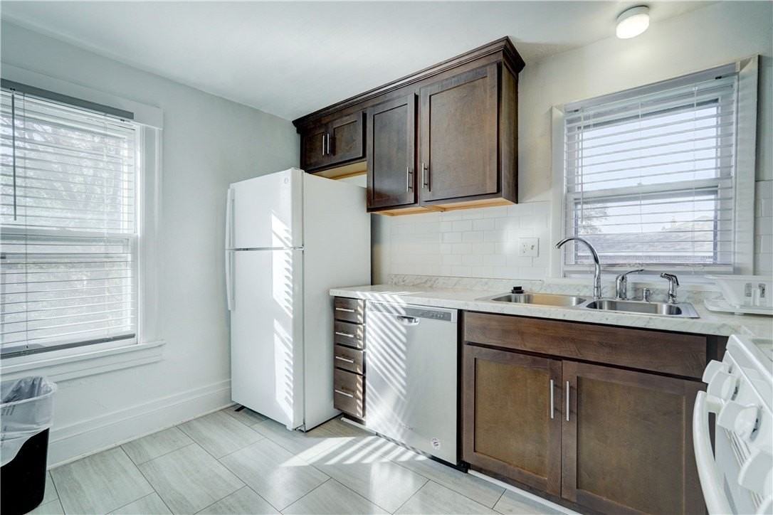 41 Crittenden Blvd #2UP - Photo 6 of 23