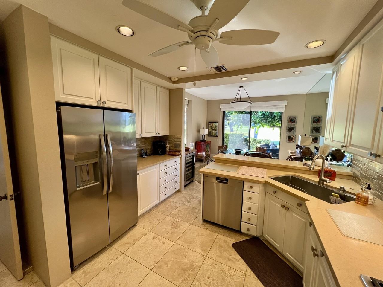 743 Inverness Dr - Photo 4 of 26