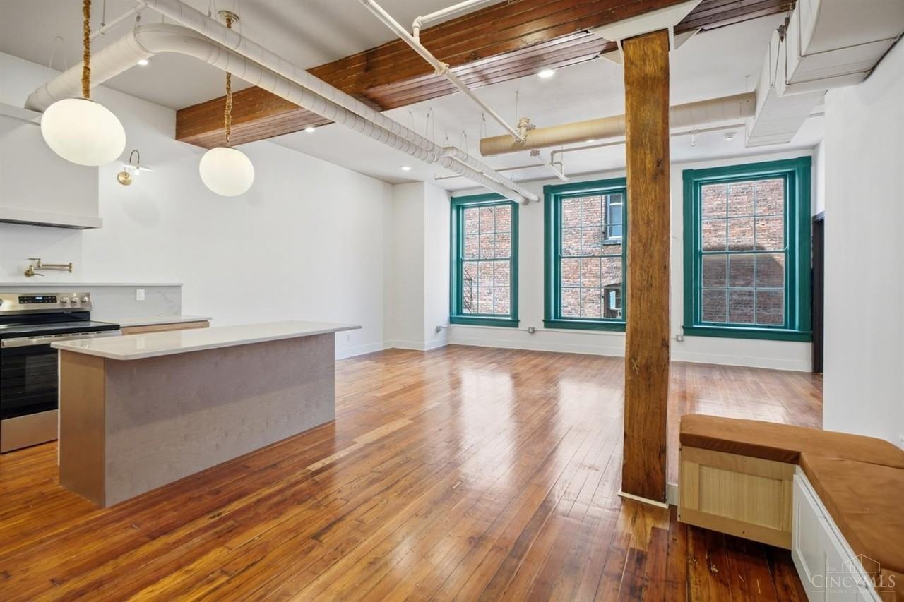 607 Main St #11 - Photo 7 of 39